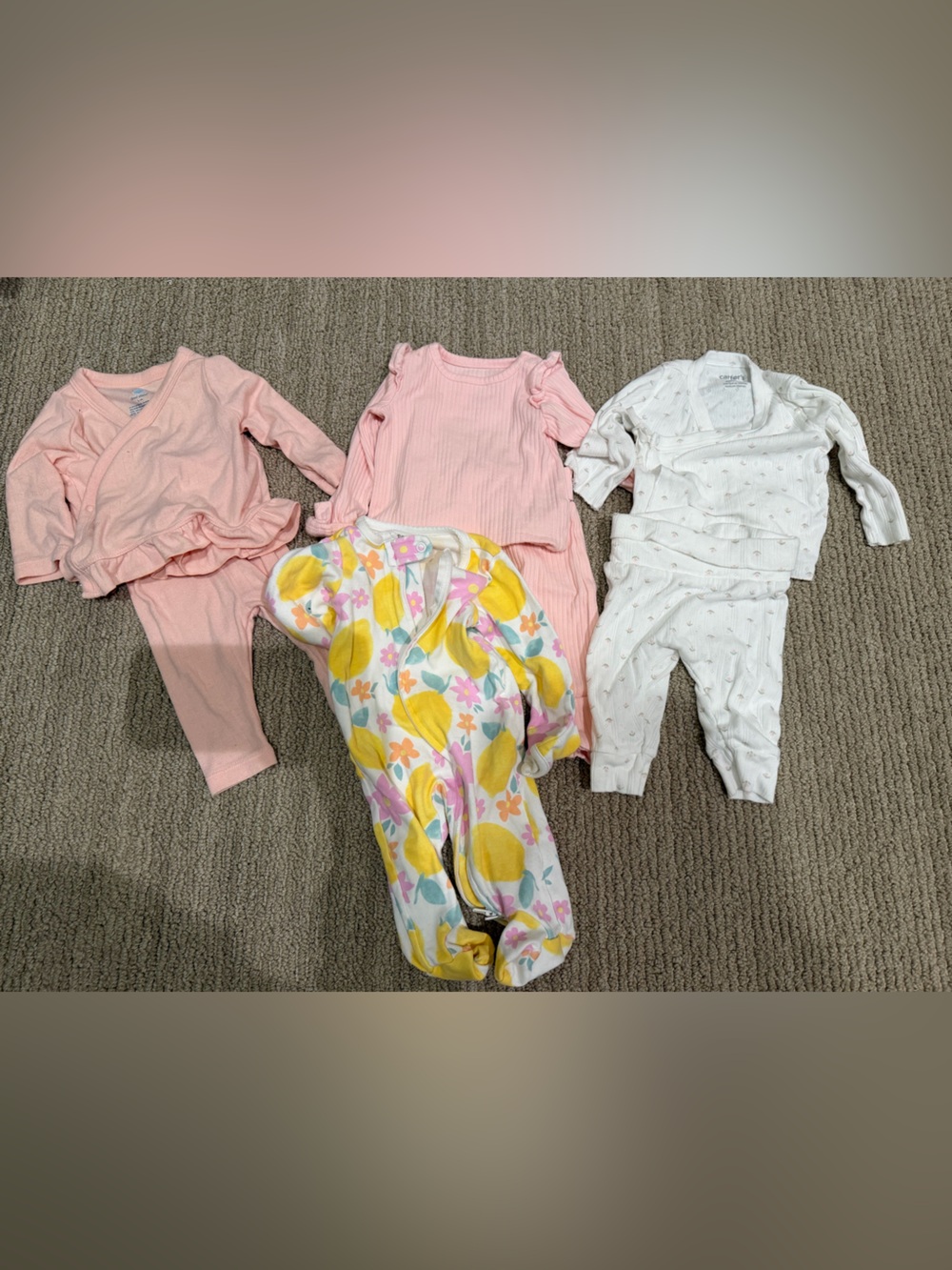 0-3m baby girl clothing bundle - 3 outfit sets and a pajama in pink and florals